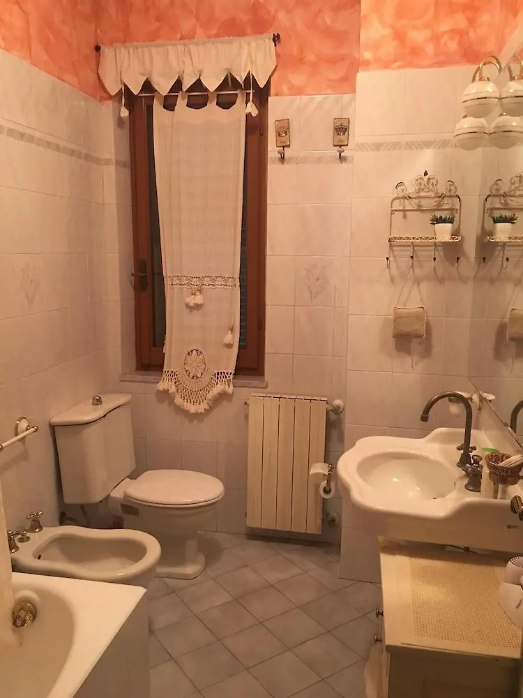 Maison Podere Bellarina Sarzana Bed & Breakfast